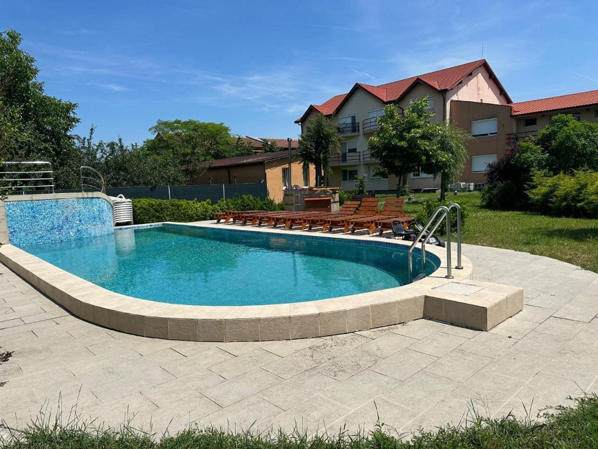 Venus Resort Dumbravita  Екстериор снимка